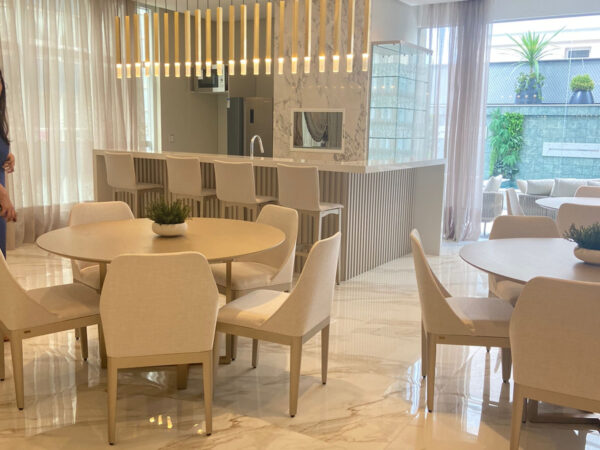 Apartamento à Venda no Cambirela Residence