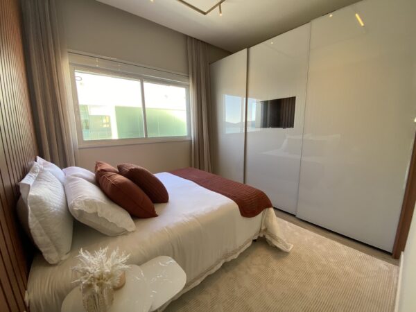 Apartamento no Cambirela Residence