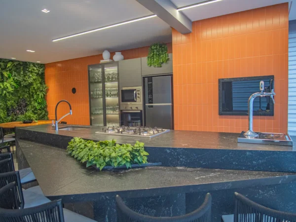 Venda de andar alto no Vessel Residence