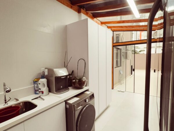 Apartamento com terraço privativo à venda