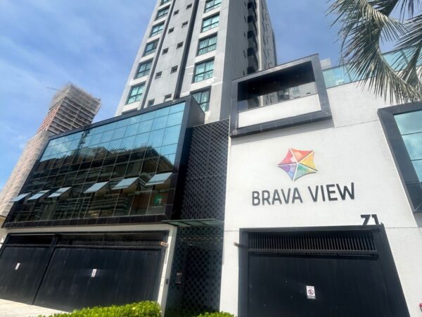 Apartamento no Edifício Brava View à venda