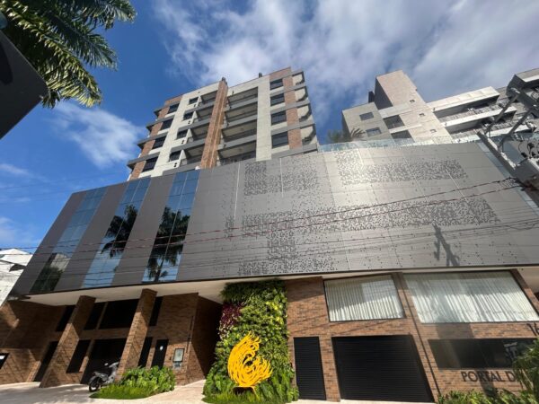 Apartamento à venda no Edifício Portal da Brava