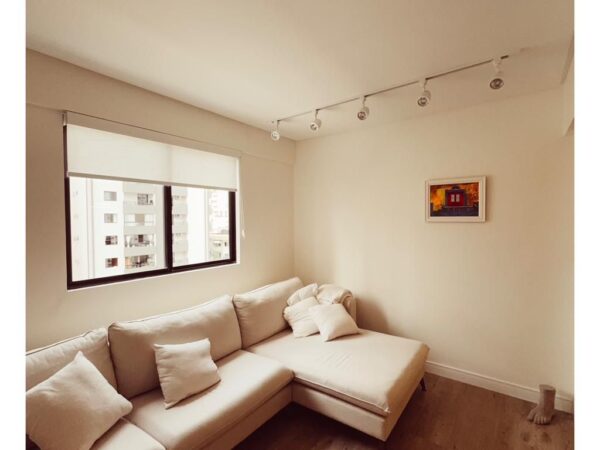 Apartamento mobiliado à venda