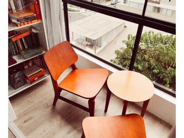 Apartamento mobiliado à venda