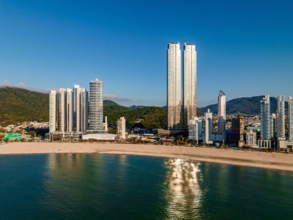 Apartamento andar baixo no Yachthouse