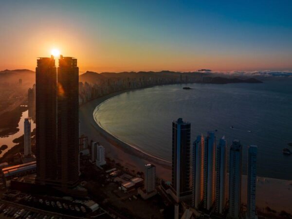 Apartamento andar baixo no Yachthouse