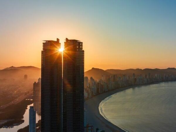 Apartamento andar baixo no Yachthouse