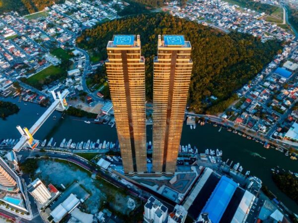 Apartamento andar alto à venda no Yachthouse