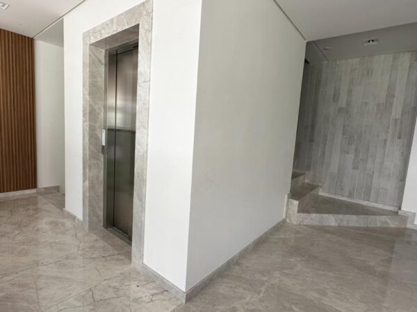 Casa alto padrão à venda no Condomínio Plaza