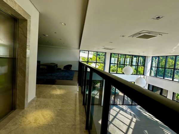 Casa alto padrão à venda no Condomínio Plaza