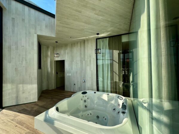 Casa alto padrão à venda no Condomínio Plaza