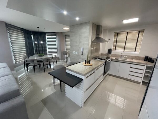 Apartamento mobiliado no Edifício Opera Plaza