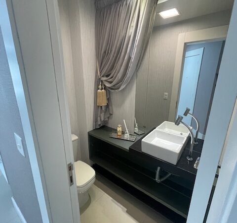 Apartamento mobiliado no Edifício Opera Plaza