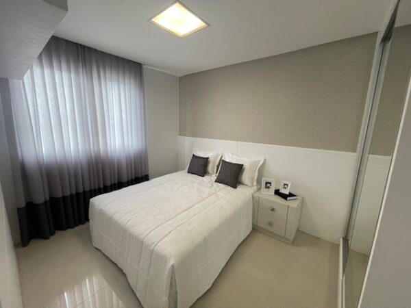 Apartamento mobiliado no Edifício Opera Plaza