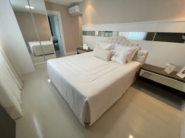 Apartamento mobiliado no Edifício Opera Plaza