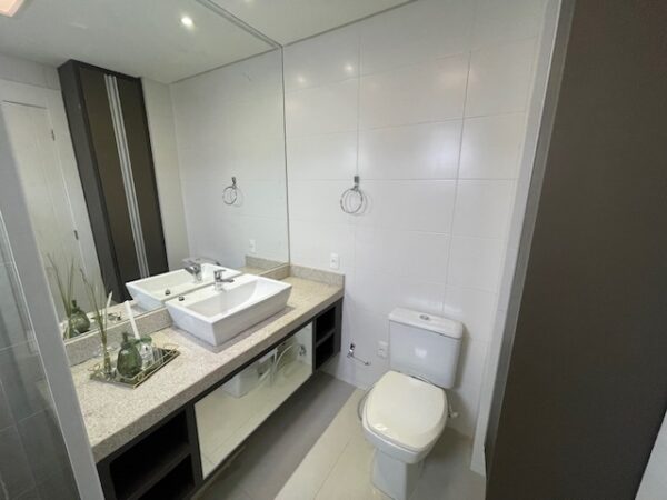 Apartamento mobiliado no Edifício Opera Plaza