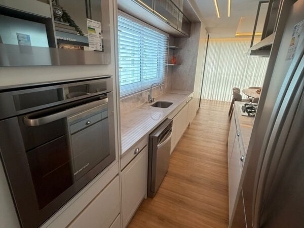 Apartamento à venda no Skyline Tower