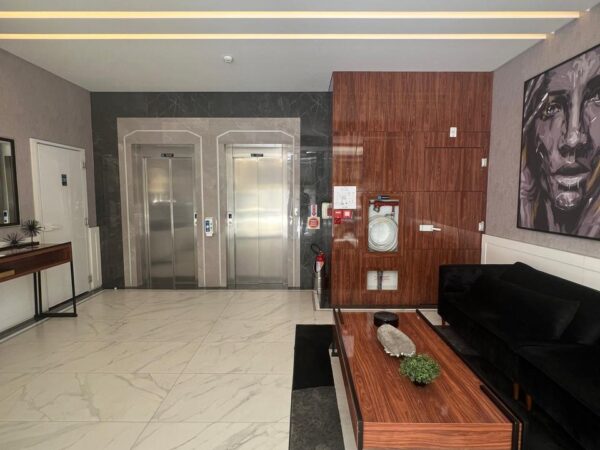 Apartamento finamente mobiliado no Edifício San Diego