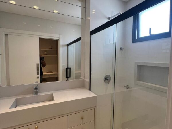 Apartamento finamente mobiliado no Edifício San Diego