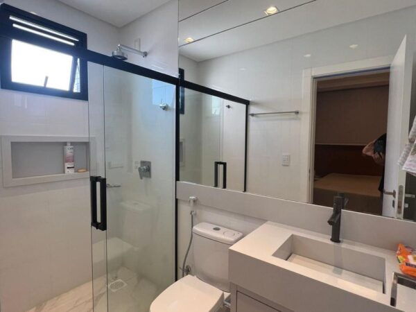 Apartamento finamente mobiliado no Edifício San Diego