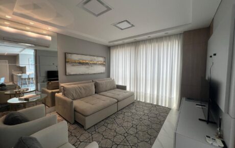 Apartamento finamente mobiliado no Edifício San Diego
