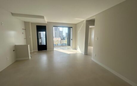 Apartamento pronto para morar à venda na Praia Brava