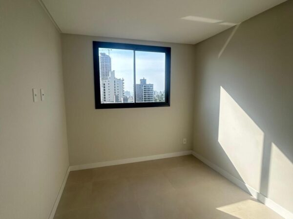 Apartamento pronto para morar à venda na Praia Brava