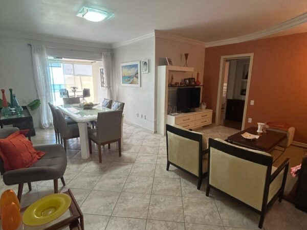 Apartamento Diferenciado Frente Mar