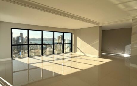 Venda de Apartamento no Paramount Tower