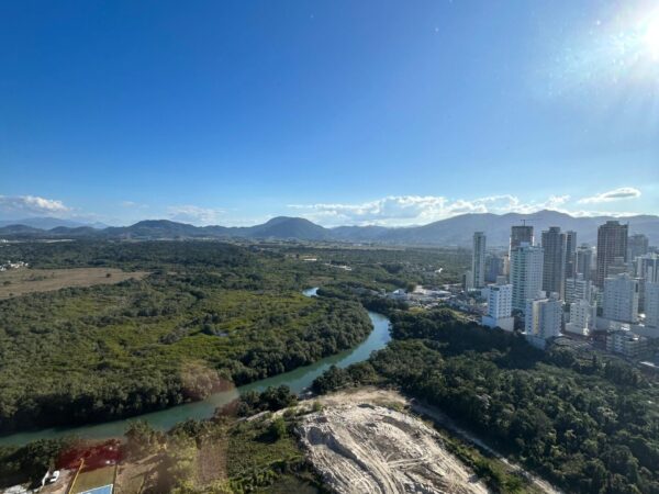 Venda de Apartamento no Paramount Tower