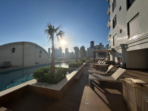 Venda de Apartamento no Paramount Tower