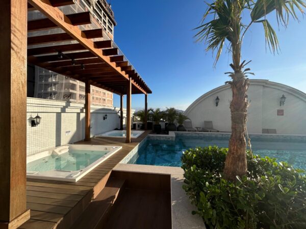 Venda de Apartamento no Paramount Tower