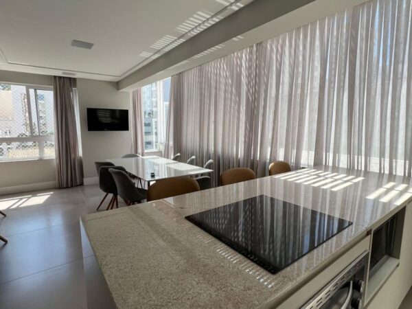 Apartamento Finamente Mobiliado e Decorado