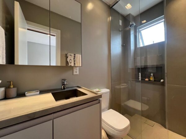 Apartamento Finamente Mobiliado e Decorado