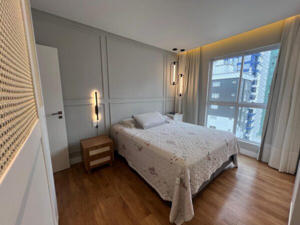 Apartamento Finamente Mobiliado e Decorado